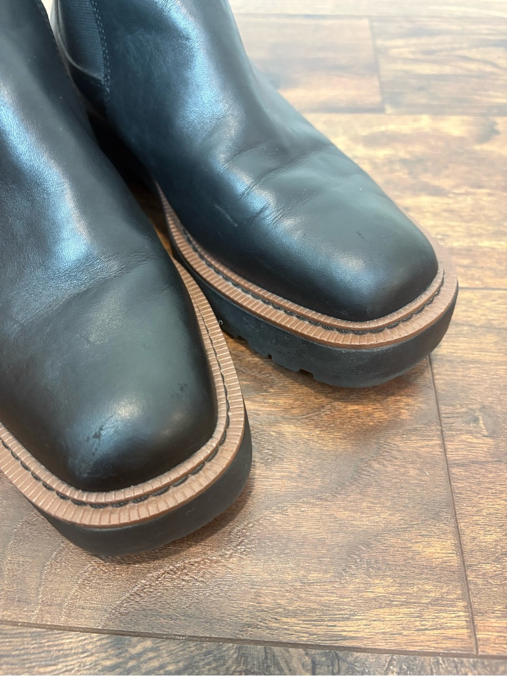 Sam Edelman Laguna Chelsea Leather Boots Lug Sole Black Size 9.5 - Picture 4 of 7